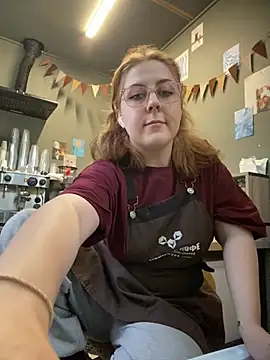 Chat XXX ao vivo de cinnabon_