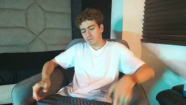 Tyler_Mcreyn Live XXX chat
