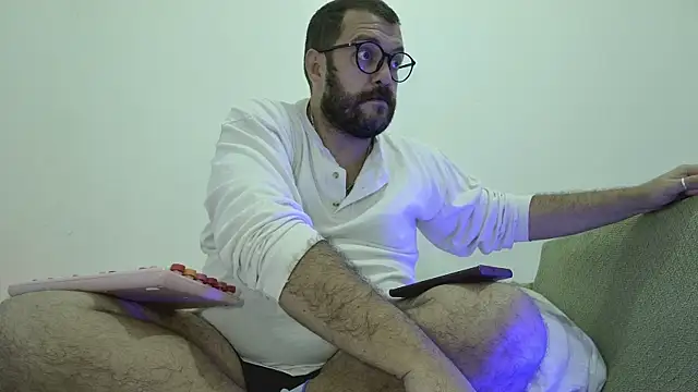دردشة BadDaddyBrasil الجنسية المباشرة