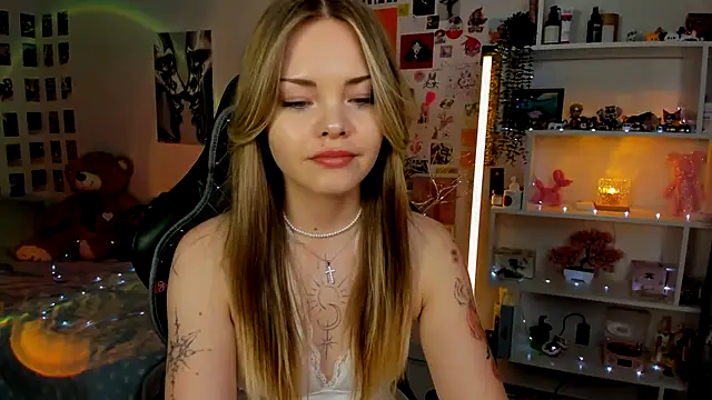 AkiraKatsu – Naživo XXX chat