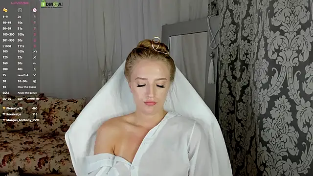 Stacy_River Adlı Modelin Canlı XXX Sohbeti