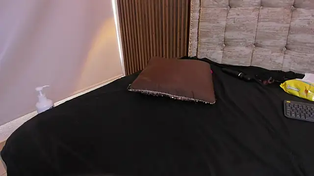 Chat +18 de Ambar_a_Camilo ao vivo