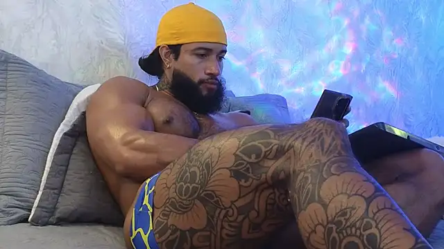 Osher_Cox's Live XXX Chat