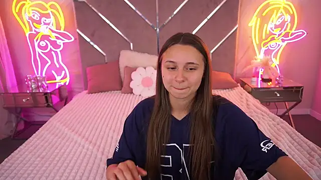 TinyNatalie's Live XXX Chat
