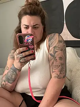HeyBABYGIRL – Naživo XXX chat