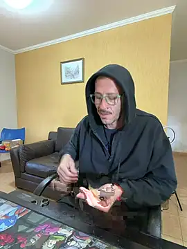 XXX chat uživo modela MeladoDiMel