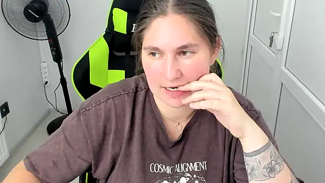 XXX chat uživo modela LunaVenom