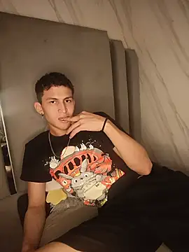 Axel_Romanov webcam show