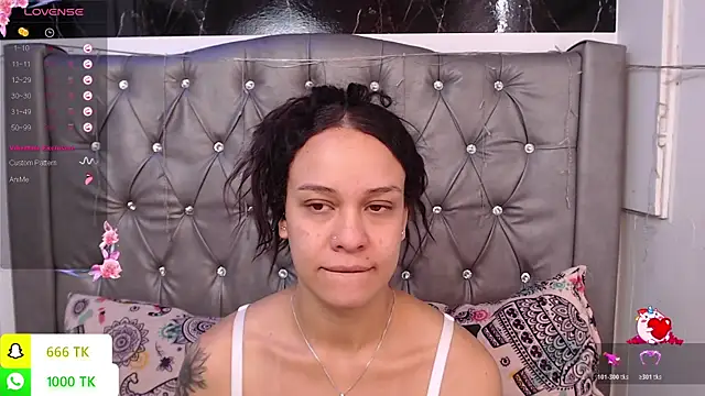 LAILAGUMMY's Live XXX Chat