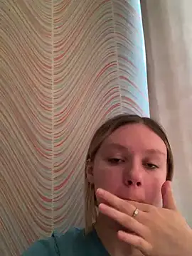 צ'אט XXX בשידור חי של Aleeksaa_