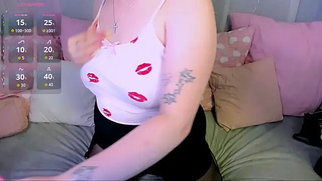 Chat +18 de Tina_Walker ao vivo