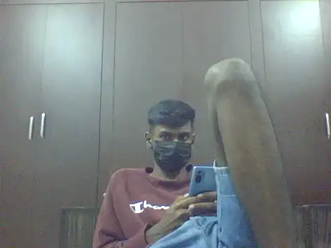 Chat XXX en directo de HYD_WGL_BOY