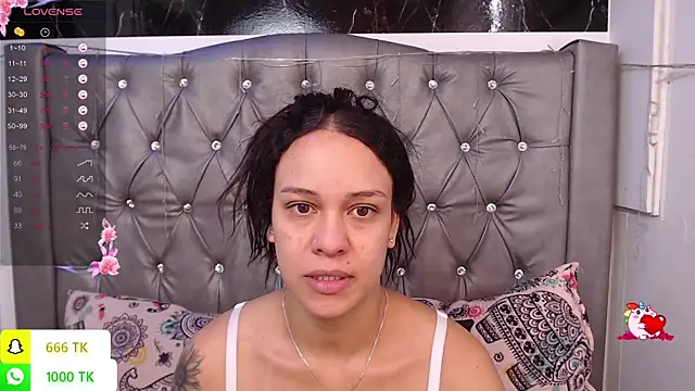 LAILAGUMMY's Live XXX Chat