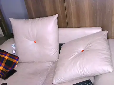Chat XXX ao vivo de Bustycece