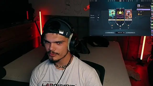 Онлайн чат XXX JordanShow