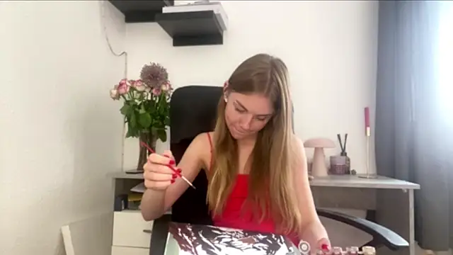 SunnyStrike Chat XXX live