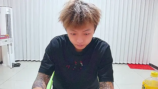Chat XXX Live Chocolates-001