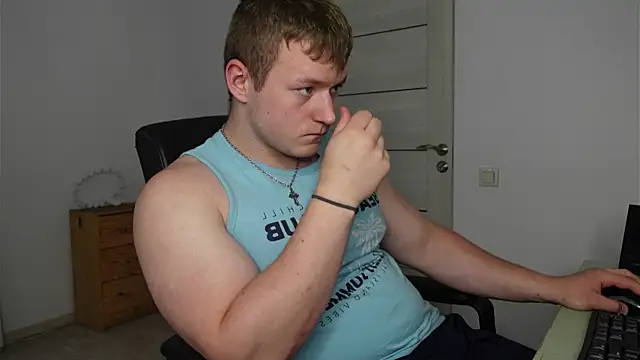 Richard_Dullas live XXX chat