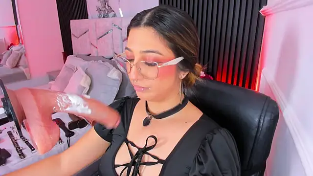 Gabrielakassi's Live XXX Chat