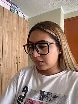 Miabonnett_ Chat XXX live