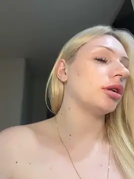 DayaFoxy Chat XXX in diretta