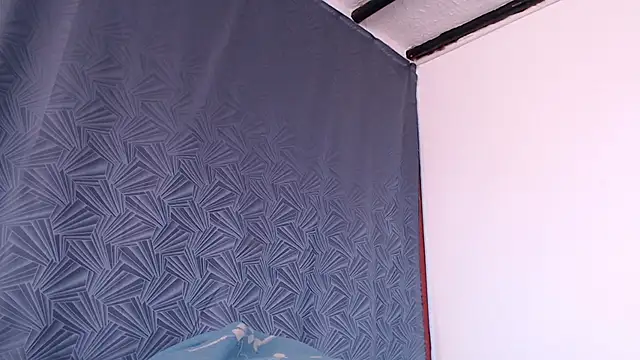 XXX chat uživo modela Freyja_eter