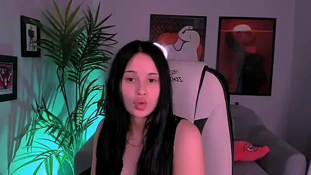 AmeliaRiviera Chat XXX in diretta