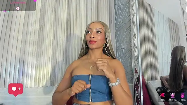 BriannaChelsea's Live XXX Chat
