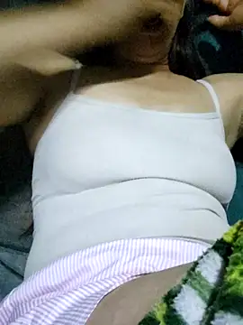 XXX chat uživo modela Congee-666