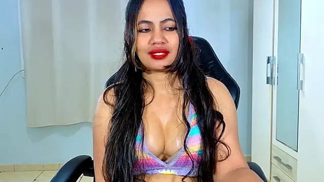 Chatroom XXX en direct de FannyXhot