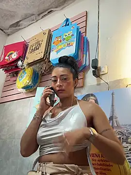 IsabellaMariet's Live XXX Chat