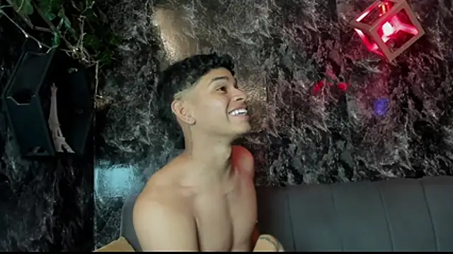 nova_mitchell7 live XXX chat