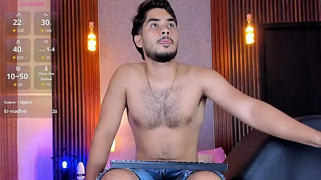 luciano_vitale's Live XXX Chat