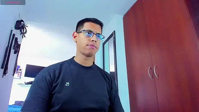 צ'אט XXX בשידור חי של _John_Boy_