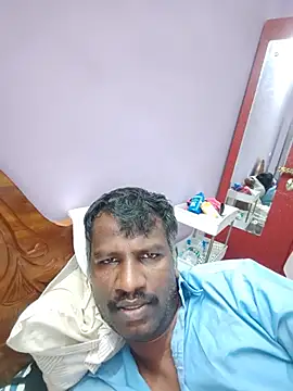 Paramkeerthi 现场XXX聊天