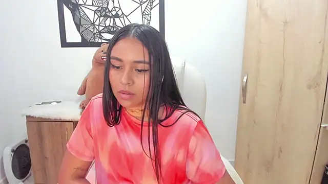 دردشة Ciara8 الجنسية المباشرة