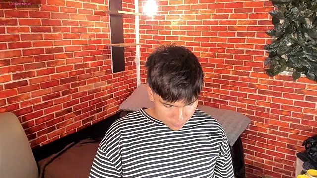 Thiago_Kozak webcam show