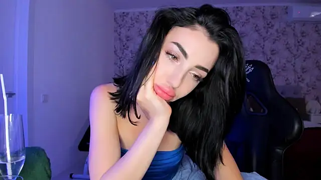 Chat XXX en directo de NancyLovee_