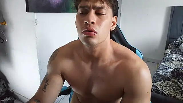 Chat XXX Live latin_party007