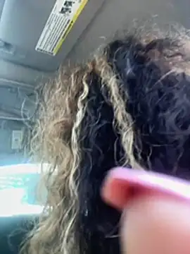 Shuggabutt Live XXX Chat