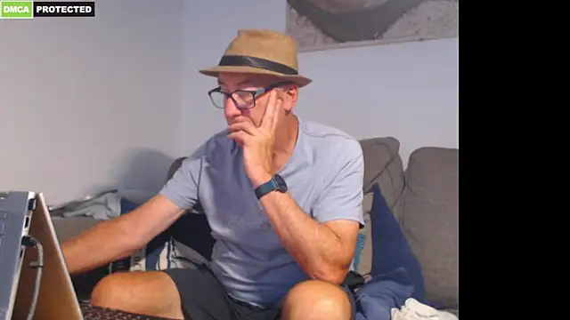 XXX chat uživo modela bluedae1