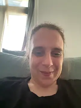 Chantalee 在線直播表演