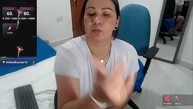 LAURA_Foxht – Naživo XXX chat