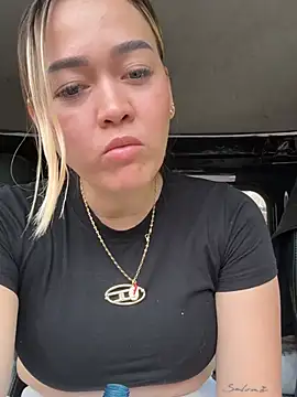 Danielavegax 现场XXX聊天