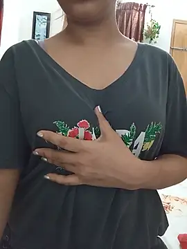 Tanha18 Chat XXX in diretta