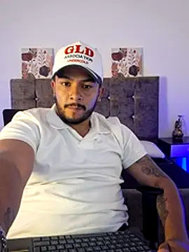 Chatroom XXX en direct de BrunoSilva_