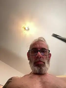 crisfootlicker Chat XXX live