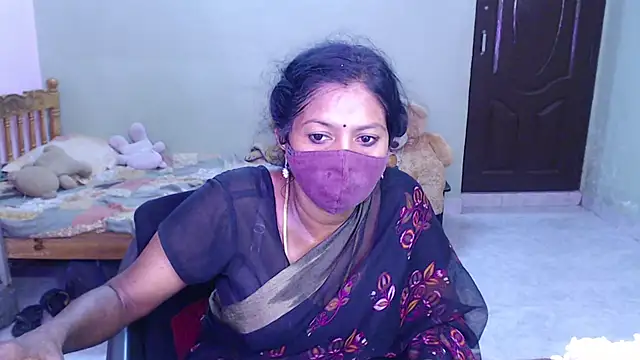 Novapol11's Live XXX Chat
