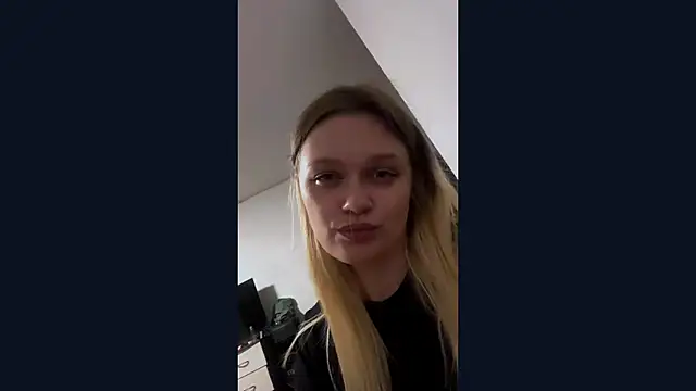 MaggyVerse Adlı Modelin Canlı XXX Sohbeti