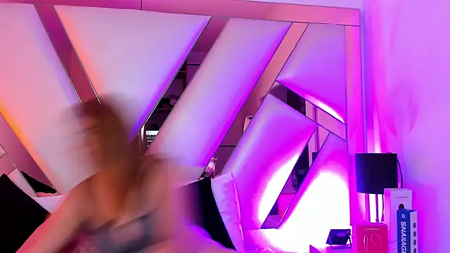 دردشة AliceCruzz الجنسية المباشرة